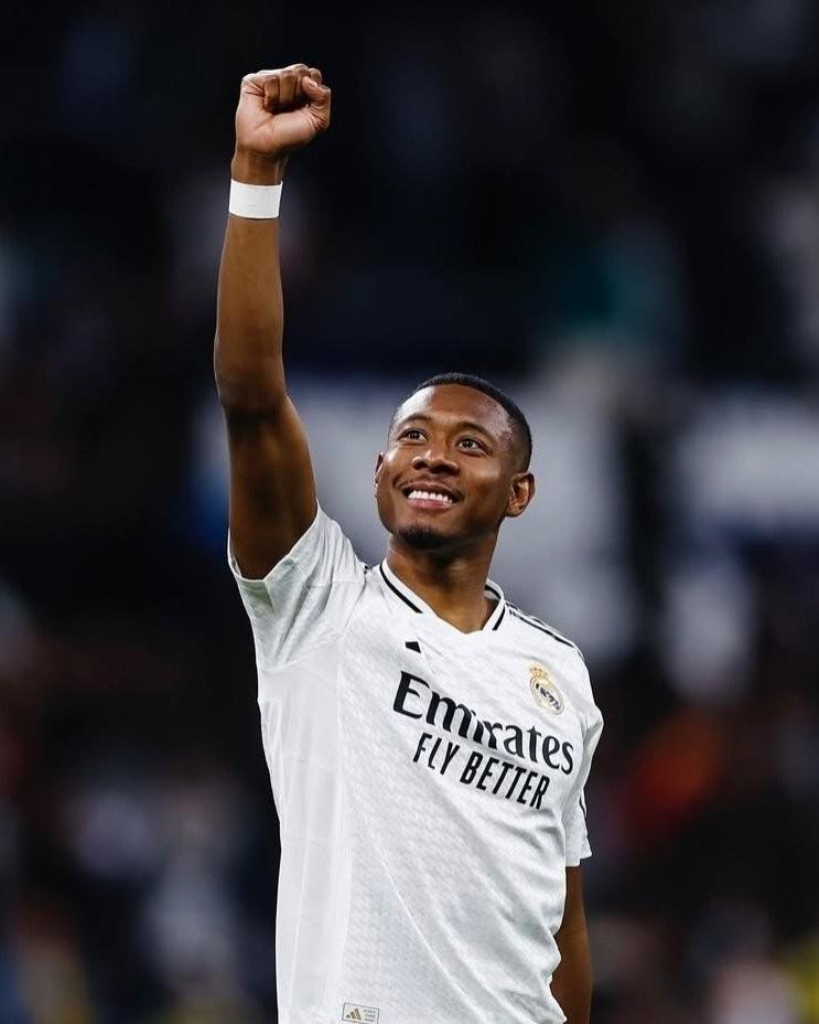 科貝：皇馬不續(xù)阿拉巴，或夏離隊(duì)