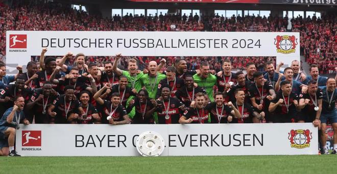 阿斯勒沃庫森重建，失阿隆索及多核心球員