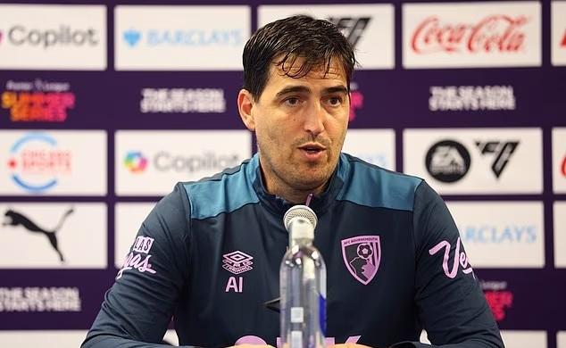 伊勞拉：曼聯(lián)新援，差距顯著