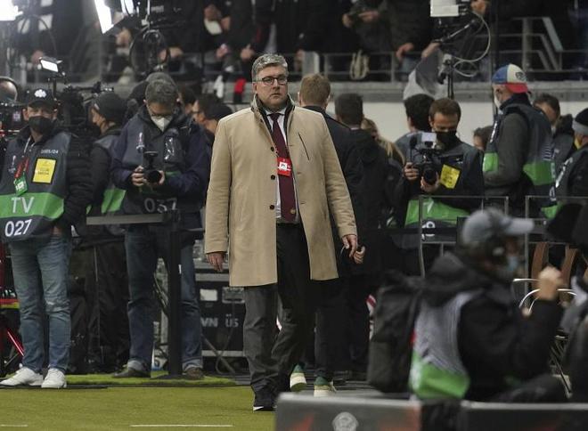 法鷹高層結(jié)識人脈于阿布扎比，助力馬爾穆什高價轉(zhuǎn)會曼城。