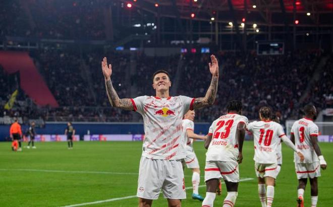 英超斯科特點(diǎn)：多面終結(jié)+穩(wěn)射，速度稍遜哈蘭德