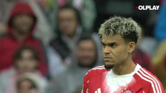 新援迪亞斯登場(chǎng)，7500萬加盟，拜仁首秀亮相！