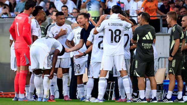 皇馬適應(yīng)阿隆索戰(zhàn)術(shù)，奧地利熱身賽后龍賽羅表態(tài)