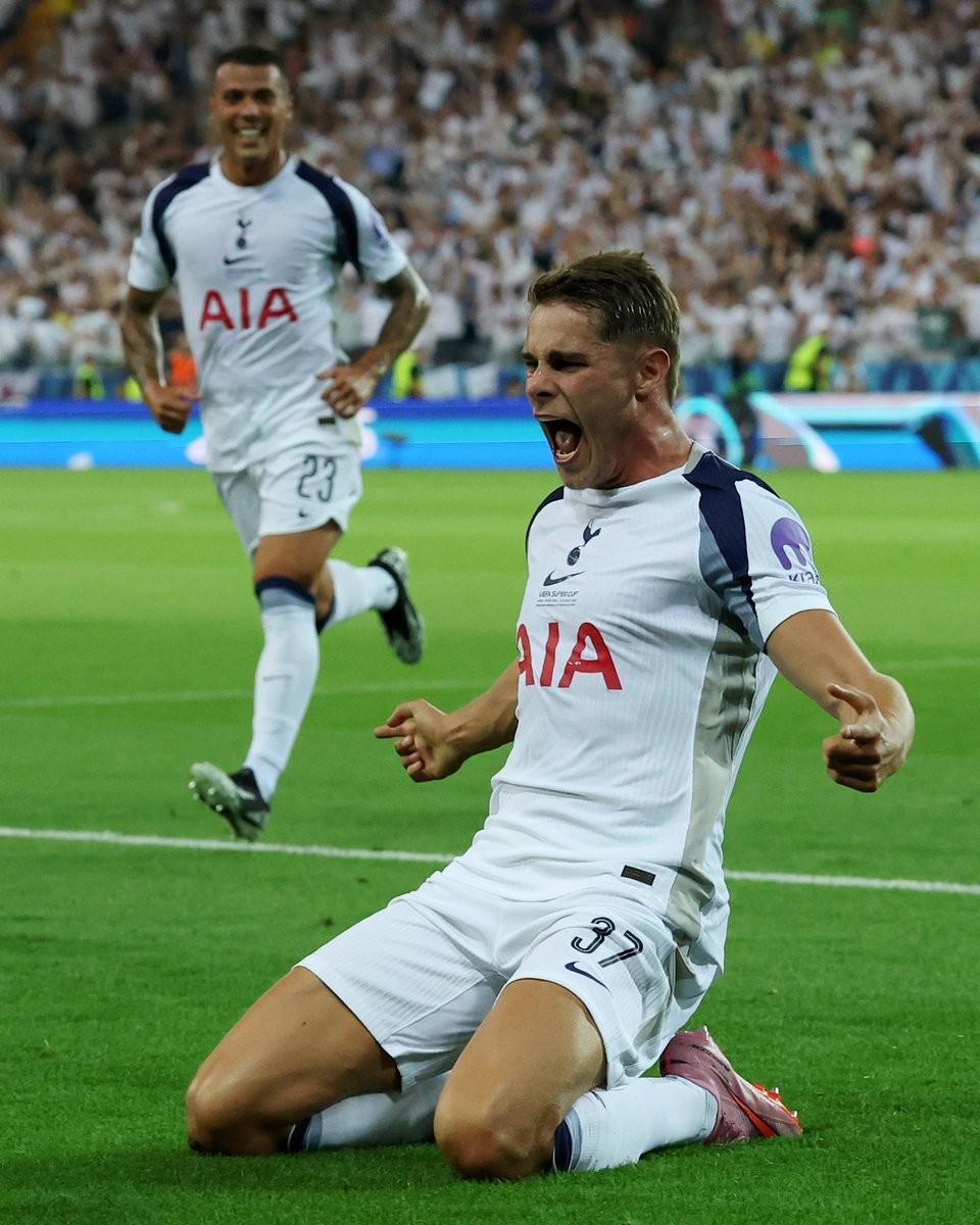 歐超杯進(jìn)球，范德芬重返熱刺再破門(mén)，時(shí)隔459天。