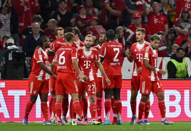 6-0慘勝，衛(wèi)冕冠軍帽子戲法，狂轟六球奪首勝。