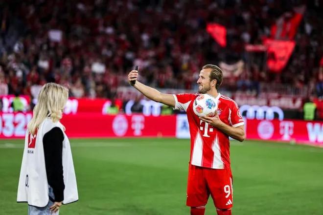 凱恩德甲65球，64場高效率，16場兩球以上。