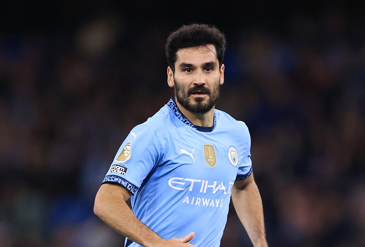 法爾克預(yù)計(jì)京多安周二抵伊斯坦布爾，將加盟加拉塔薩雷。