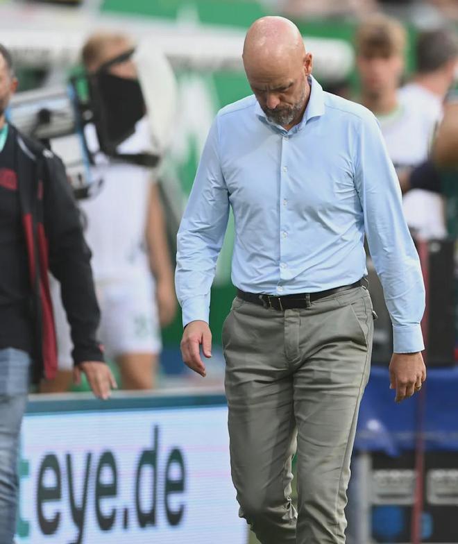 圖報(bào)：滕哈赫未融入，聘之成誤。