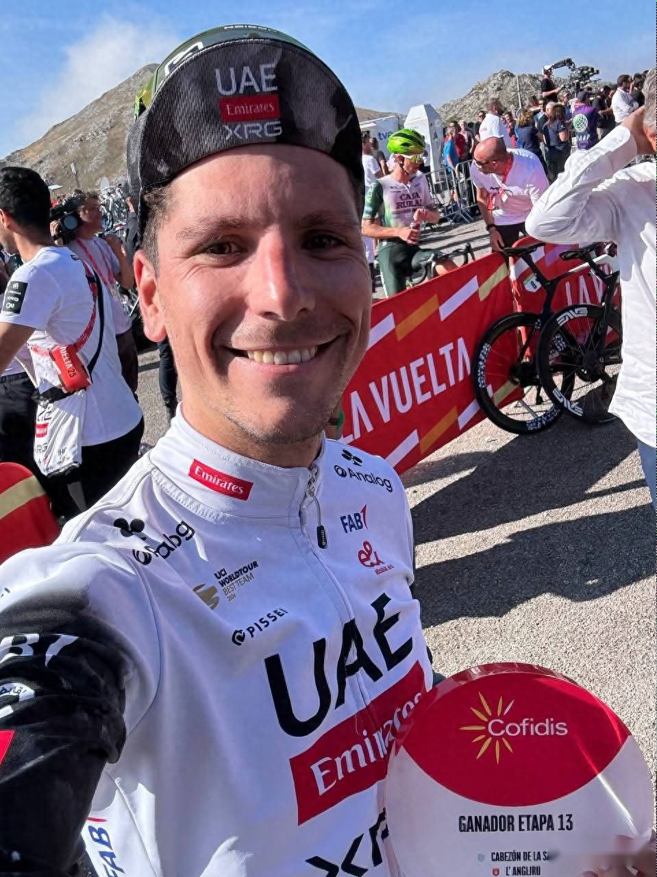 2025環(huán)西S13，溫格高被擊敗，阿爾梅達(dá)登頂。